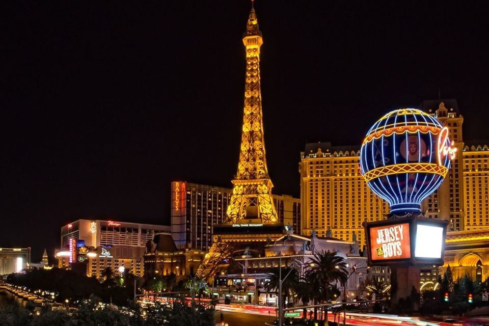 Las Vegas Attractions, eiffel-tower-viewing-deck